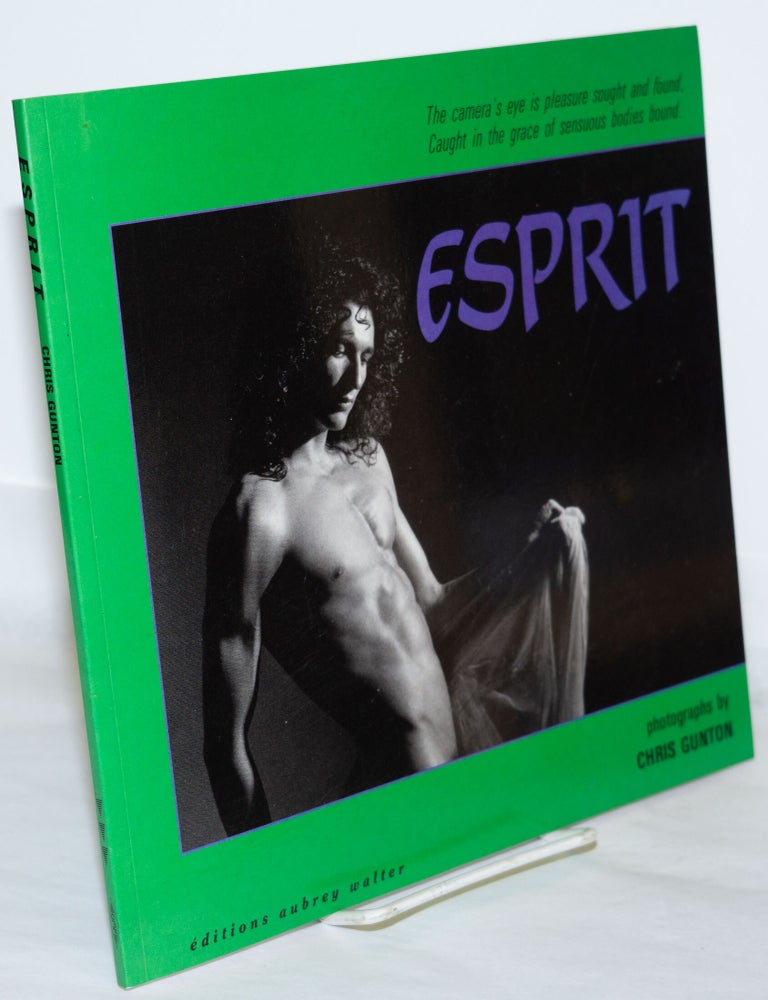 Cat.No: 11272 Esprit: photographs. Chris Gunton.