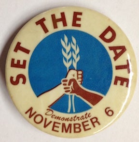 Cat.No: 202529 Set the date / Demonstrate November 6 [pinback button