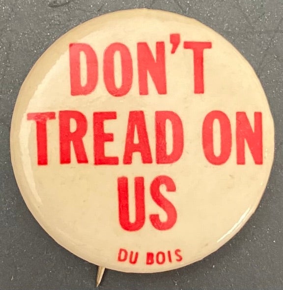 Cat.No: 207488 Don't tread on us [pinback button]