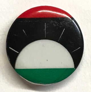 Cat.No: 226993 [Pinback button with a stylized flag of Biafra