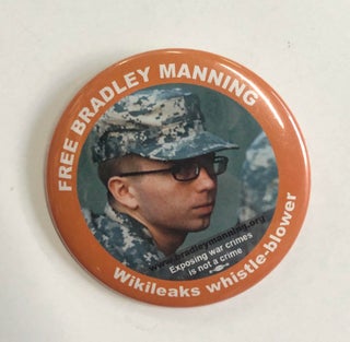 Cat.No: 249304 Free Bradley Manning / Wikileaks whistle-blower [pinback button