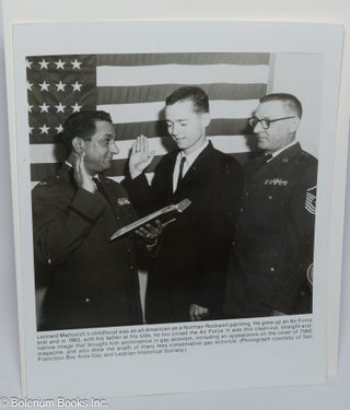 Cat.No: 301088 8x10 in glossy b&w photo of Matlovich being sworn in to the Air Force with...