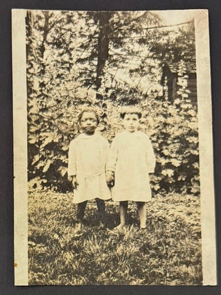 Cat.No: 349053 [Photograph of two children holding hands